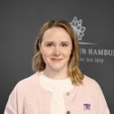 Porträt von Verena Ohm Personalrecruiting bei PFLEGEN & WOHNEN HAMBURG.
